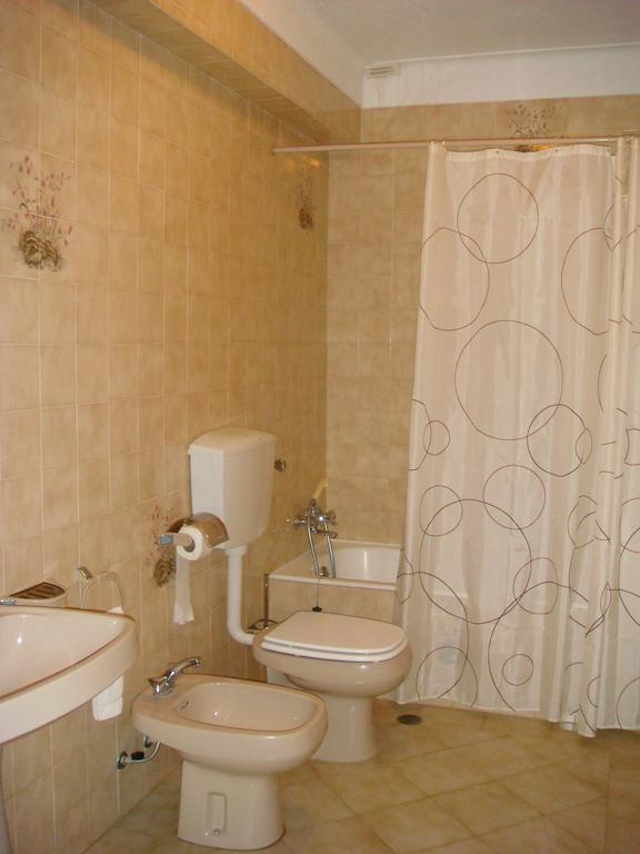 Apartamentos Sonybell Albufeira Chambre photo